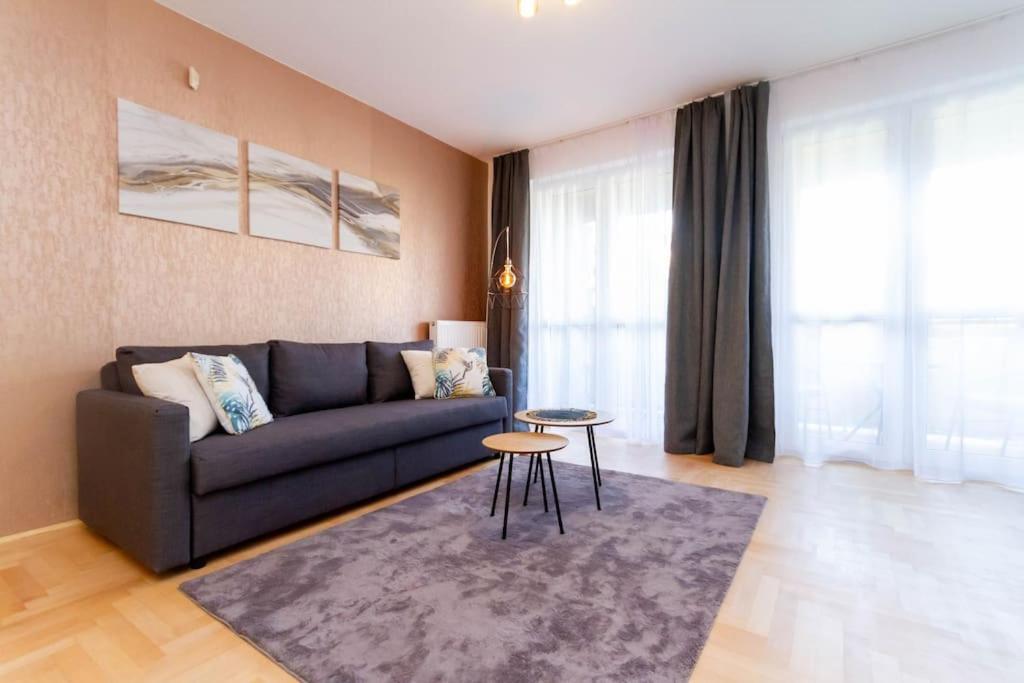 Gozsdu White Raven 3 - Terrace And Free Underground Parking Budapeste Exterior foto